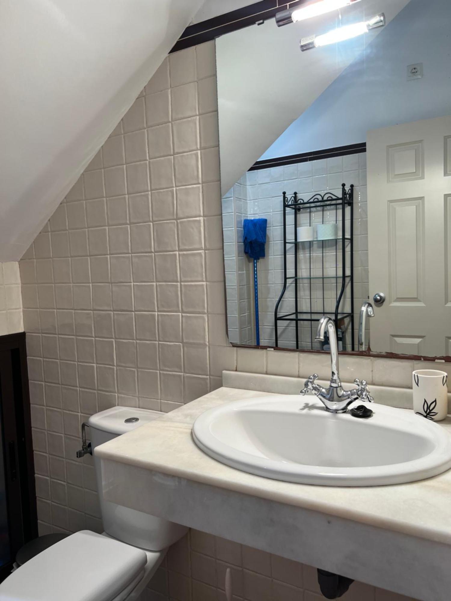 Apartamentos Sevilla Deluxe Rosales Los Rosales  Εξωτερικό φωτογραφία