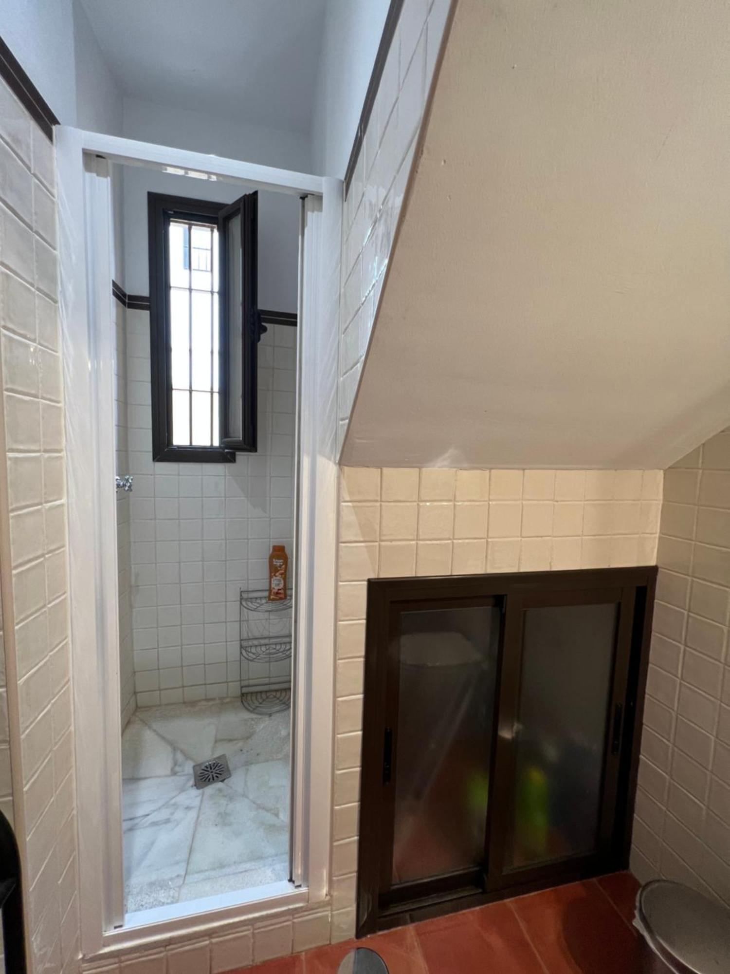 Apartamentos Sevilla Deluxe Rosales Los Rosales  Εξωτερικό φωτογραφία
